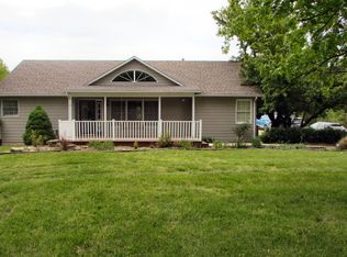 3658 E Franklin Rd, Hartsburg, MO 65039