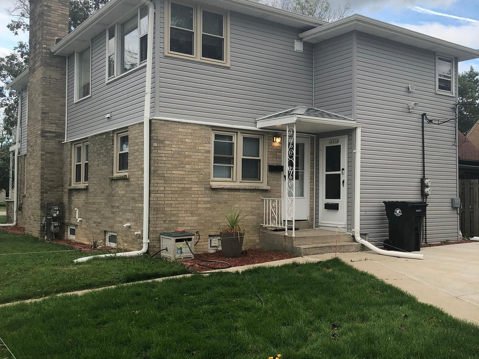 4945 S Lake Dr, Cudahy, WI 53110 Zillow