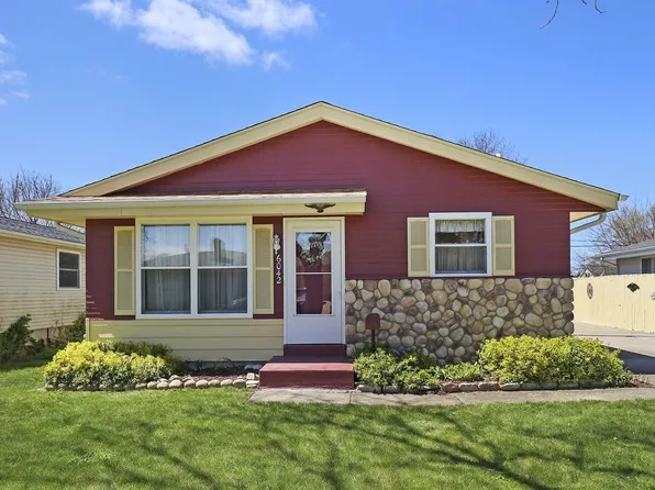 6042 48th AVENUE, Kenosha, WI 53142