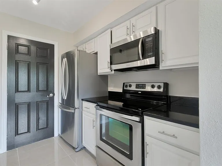 2627 NW 33rd St #2213 — Photo 9