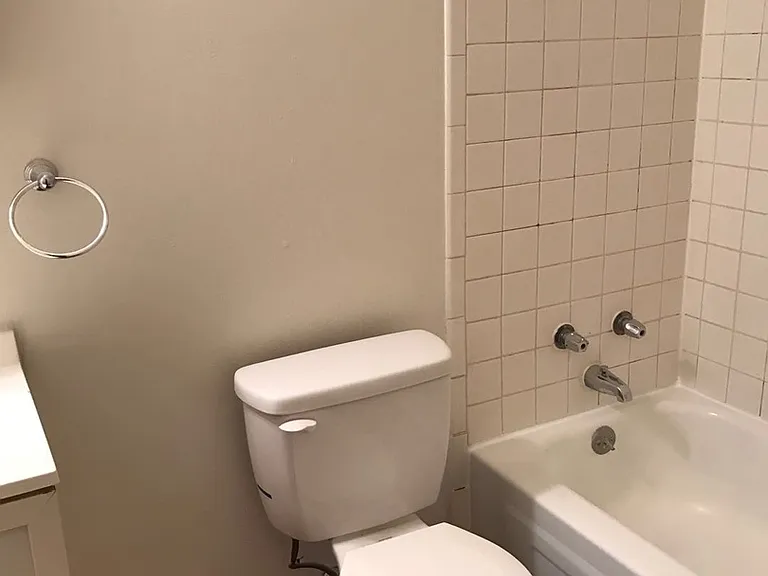 644 Probasco St — Photo 10