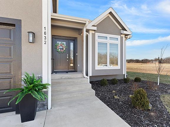 2nd image of 1632 Lou Martin Dr