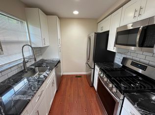 7420 Lighthouse Poin, Pittsburgh, PA 15221