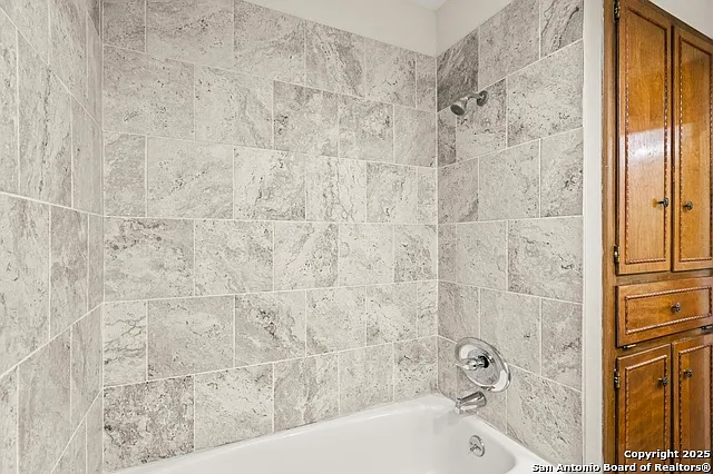 162 Amistad Blvd — Photo 29