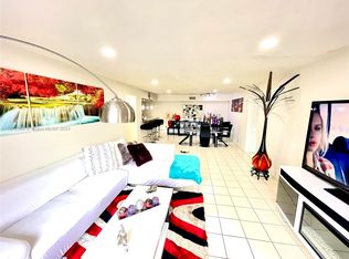 9403 SW 76th St APT Y17, Miami, FL 33173