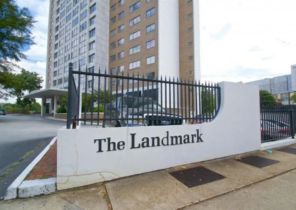 215 Piedmont Ave NE #605