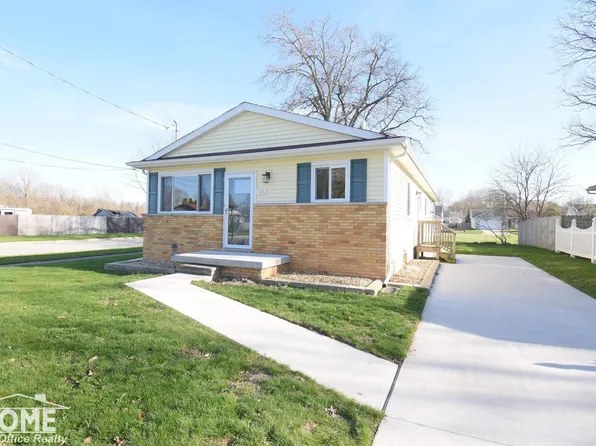 206 E Naldrette St, Durand, MI 48429