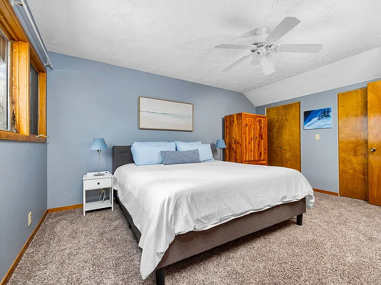 9402 S West Bay Shore Dr — Photo 11