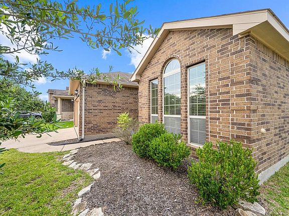 4th image of 22743 Worth Hills Ln
