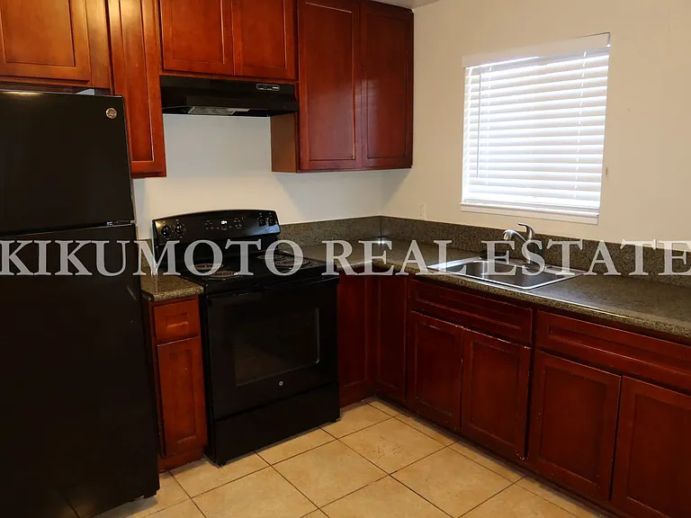 2213 15th Ave — Photo 3