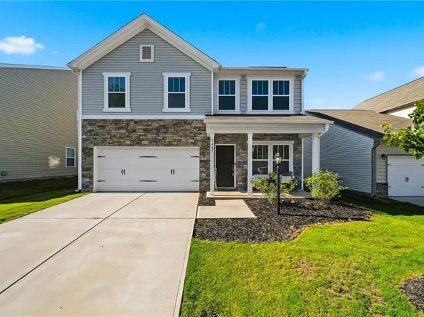 1447 Seawatch Dr, Winston Salem, NC 27127