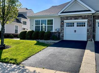 38 W Delray Ln, Absecon, NJ 08201