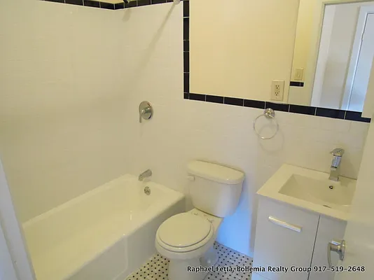 Rented by Bohemia Realty Group | media 22