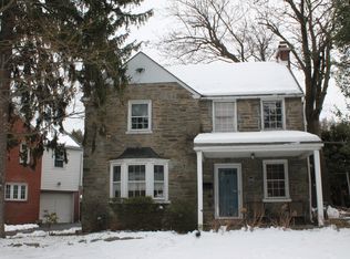 428 Old Farm Rd, Wyncote, PA 19095