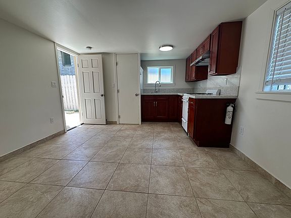 2nd image of 1717 Kewalo St