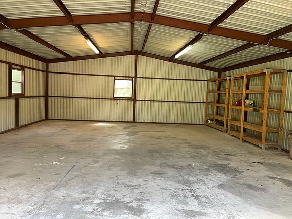 40' x 30' Shop and Storage Space