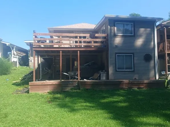 8798 S Pleasure Valley Rd, Waldron, IN 46182