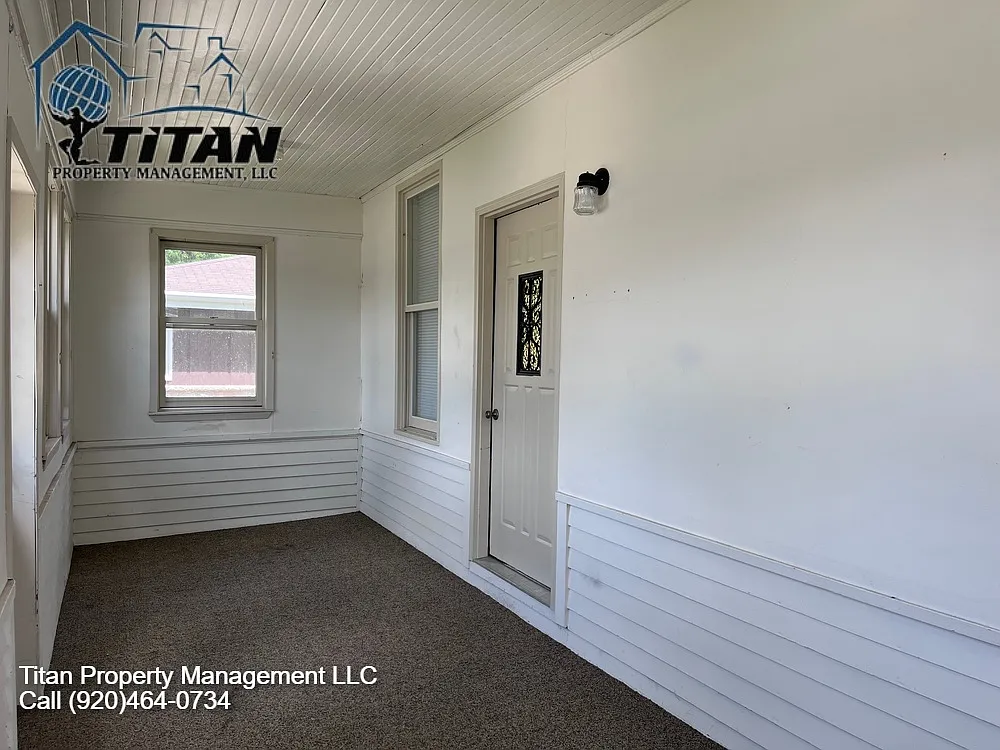2034 Jefferson Street - 1 — Photo 3