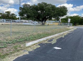 317 Orphan St, San Antonio, TX 78202