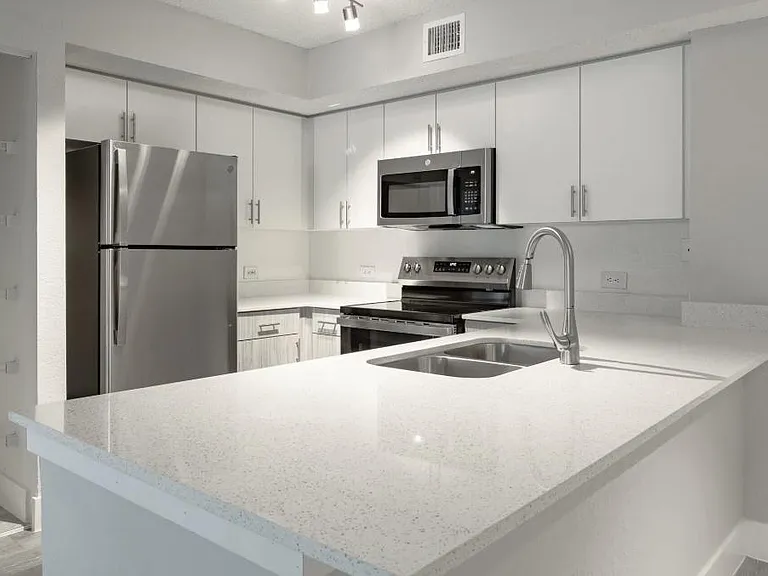 Waters Edge Delray — Photo 24