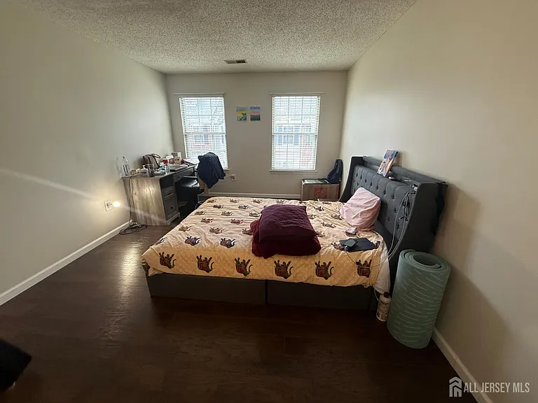 207 Darwin Ln — Photo 17