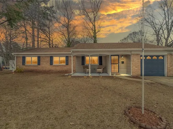 3204 Lakecrest Rd, Virginia Beach, VA 23452