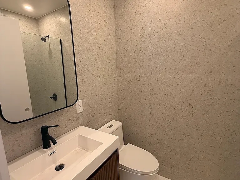 25 E 20th St #4 — Photo 4