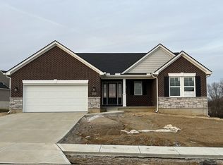 1522 Autumn Ridge Dr, Hebron, KY 41048