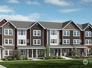 19244 NE 69th Cir #102, Redmond, WA
