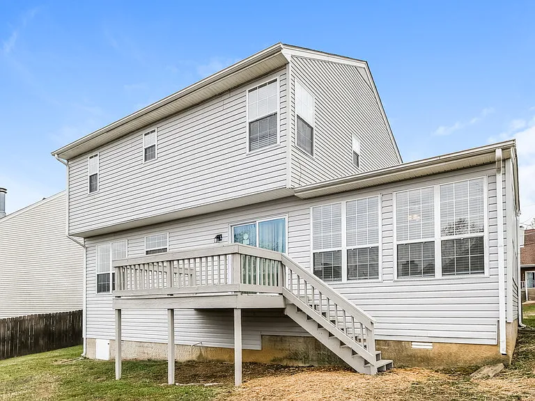 3102 Creekview Ln — Photo 17