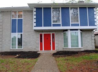 811 Bradwell Dr, Houston, TX 77062