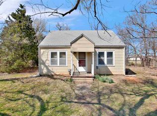 212 Harrison St, Andover, KS 67002