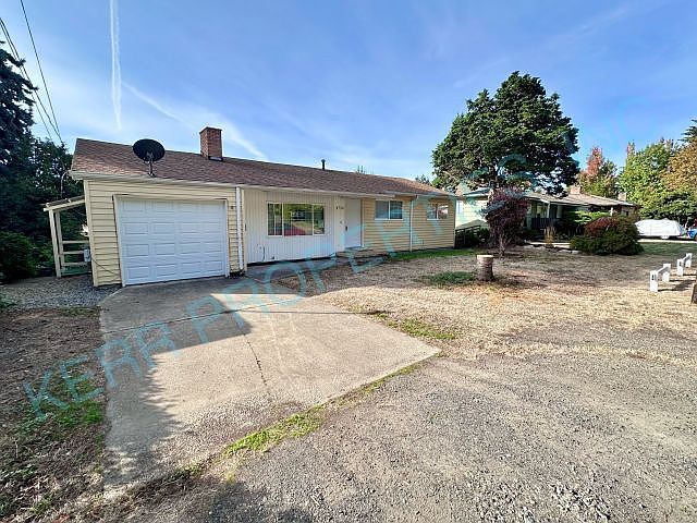 1st image of 8724 NE Beech St