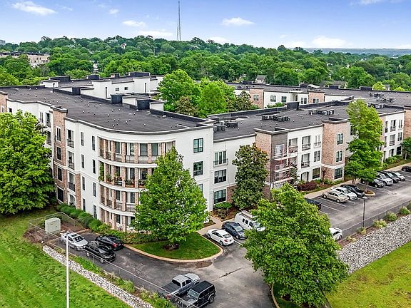 4th image of 2600 Hillsboro Pike APT 233