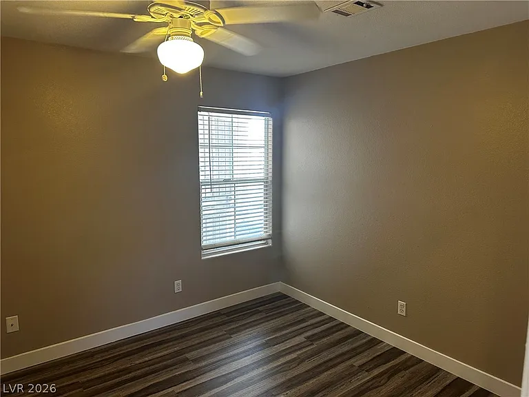 2229 Maple Shade St — Photo 18