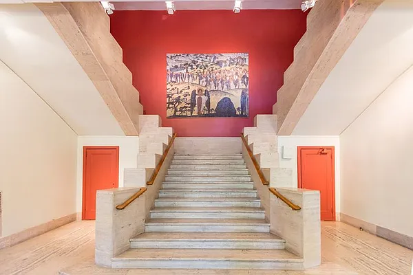 Sold by HomeDax Real Estate | media 15