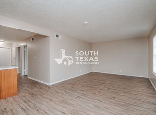 904 Simpson Fourplex - Apt D, Victoria, TX 77904