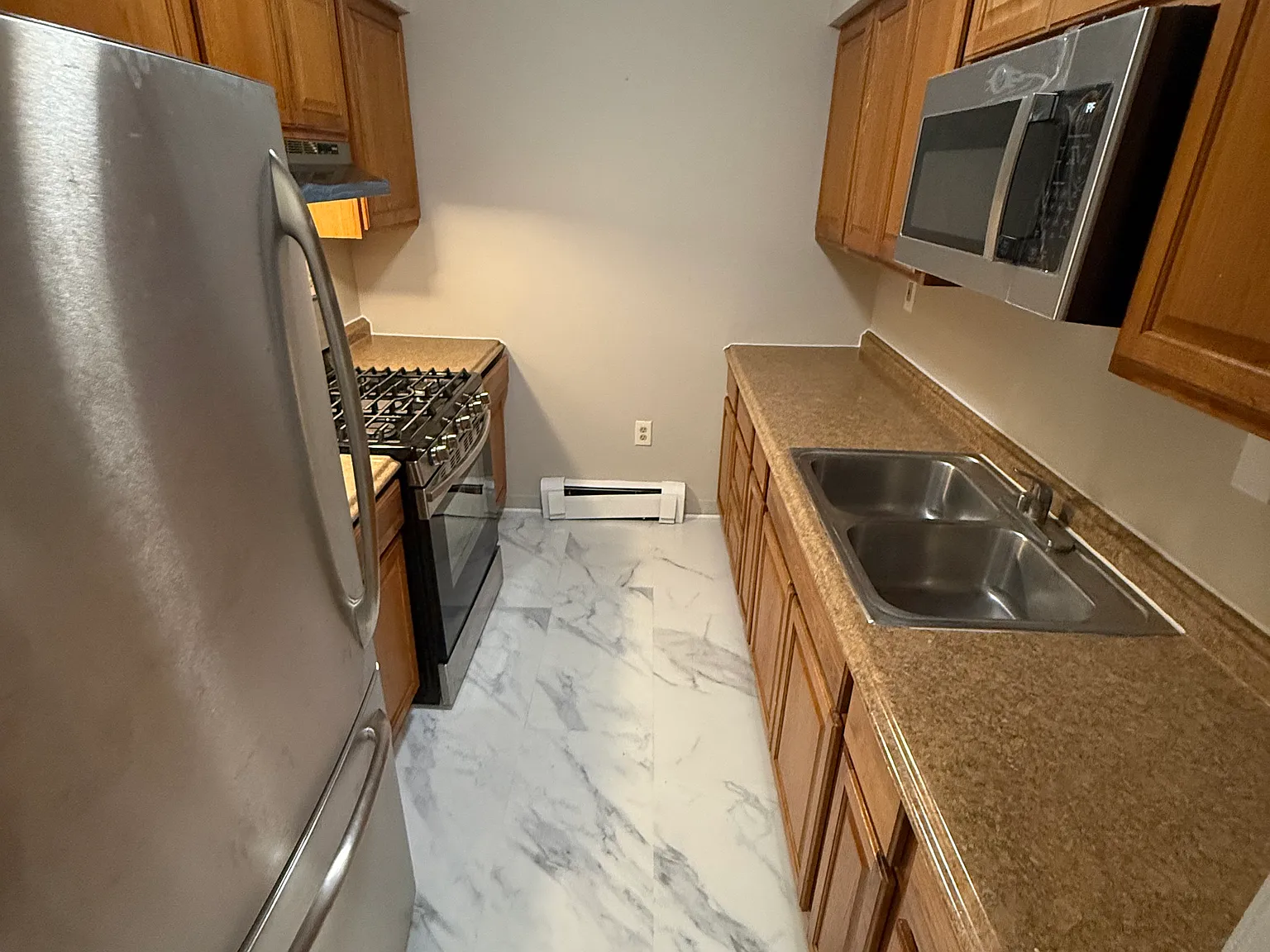 2 bed, 1100 sqft, $1,475 — Photo 4