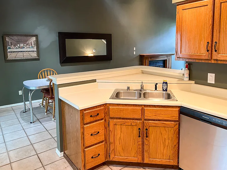816 Cedar Ridge Dr — Photo 9