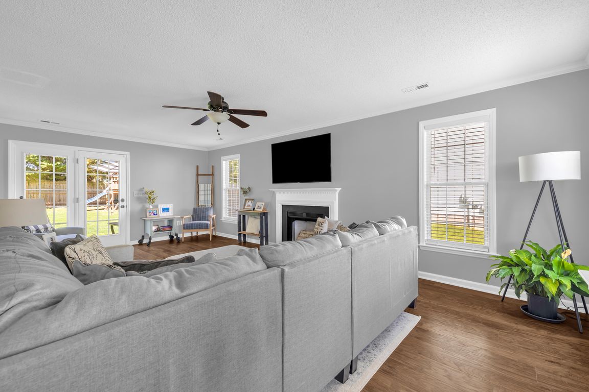 2080 Springs Rd-7