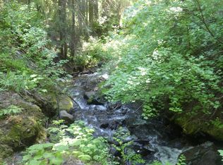 28 Wapiti Dr, Cascade, ID 83611