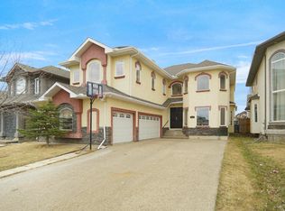 6823 18th Ave SW, Edmonton, AB T6X0C9