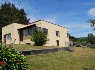 226 Newell Dr, Fortuna, CA 95540