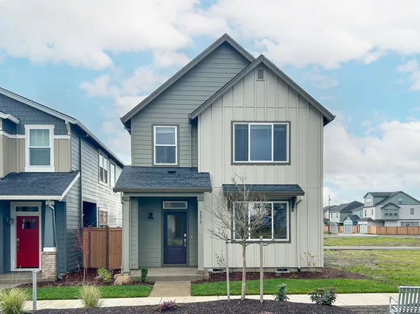 8473 SE Apricot Ln, Hillsboro, OR 97123