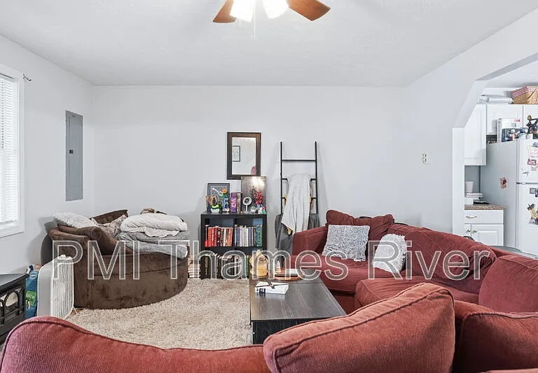 16 Central St — Photo 3