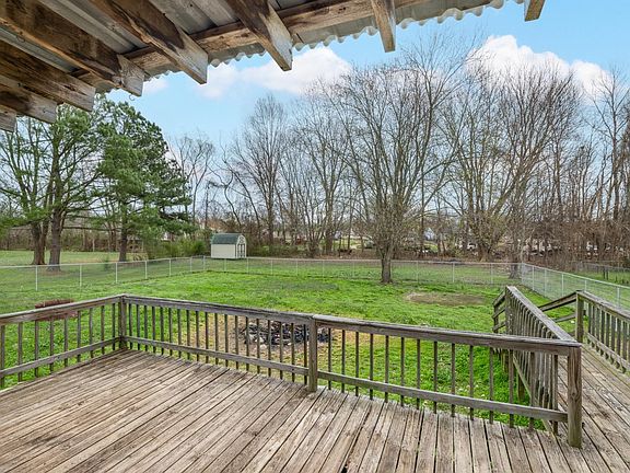 4th image of 1368 Mathis Rd