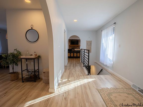 5th image of 6410 Grassridge Rd