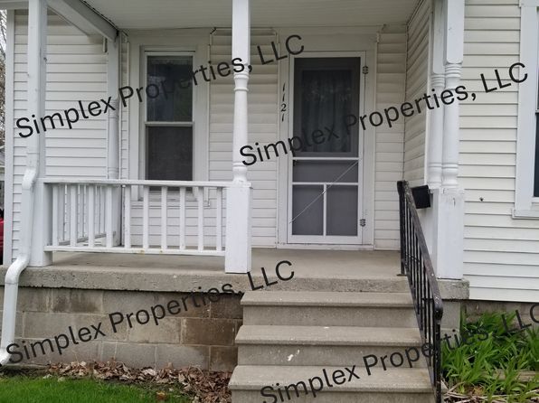 1121 W Stewart St, Owosso, MI 48867