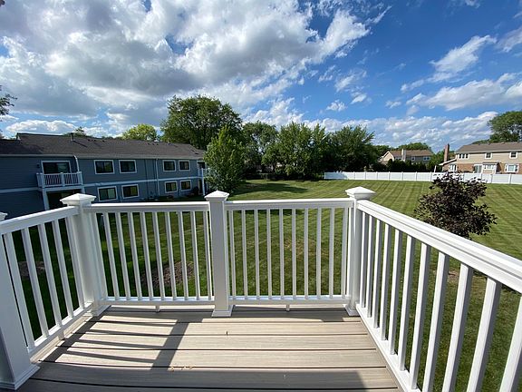 5th image of 922 Brunswick Cir