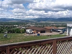 4th image of 2324 W Crescent Dr